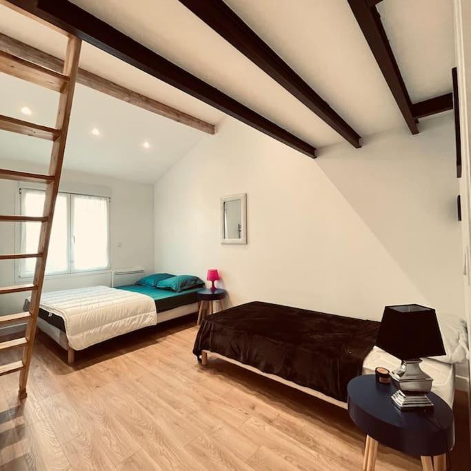 Orly Shelter Apartment ภายนอก รูปภาพ